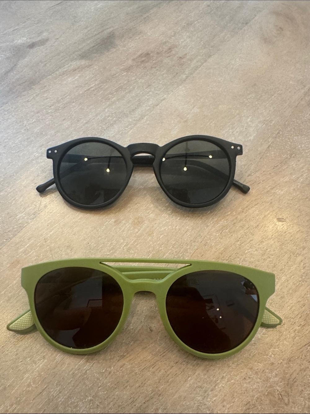 Goodr Green Sunglasses Lightweight UV Protection